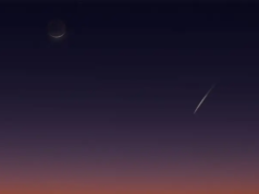 ظاهرة فلكية نادرة.. مذنب تسوتشينشان أطلس يضيء سماء السعودية