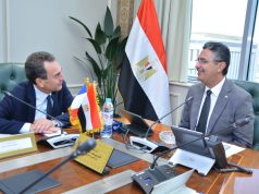 وزير التموين والتجارة الداخلية يستقبل السفير الفرنسي لمناقشة سبل تعزيز التعاون المشترك