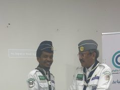 بمناسبة تفوقه علميا و عالميا البروفسور منشي يكرم الكشاف صلاح سقطي