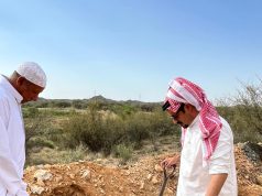 “بيئة الطائف” تزرع 250 شتلة كسياج نباتي دعمًا للمزارعين