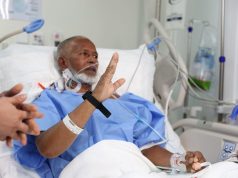 ساعة ذكية لمتابعة الحالة الصحية للحجاج المرضى أثناء أداء مناسك الحج