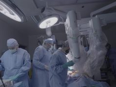 الروبوت الجراحي ينقذ مواطنة خمسينية من ارتجاع ميترالي مزمن بالقلب عبر استبدال الصمام وكيّ الأذين الأيسر بطبية مكة