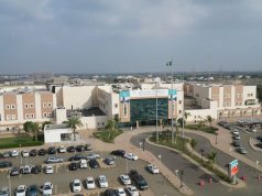 مستشفى الأمير محمد بن ناصر يجري عملية جراحية نادرة لاستئصال أورام نادرة ومعقدة في الرقبة