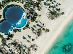 عسير والبحر الأحمر.. رحلة تبدأ بالماء وتنتهي بين السحاب