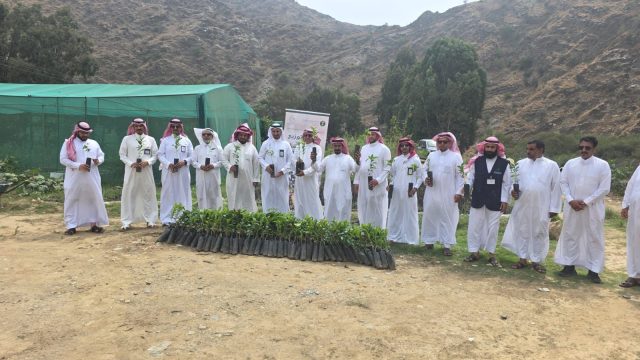 7bfdd5e8-33f2-4de1-8414-43e0e8f33f20