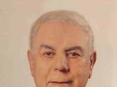 الأديب الأردني هاني أبو انعيم رائد القصة الومضة تحت الدراسة الأكاديمية في جامعة كاليكوت الهند.