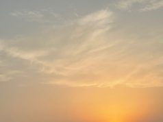 شهر أغسطس في منطقة جازان يتميز بجمال الطبيعة الخلابة خاصةً مع الأمطار التي تضفي رونقًا خاصًا على المناظر الطبيعية