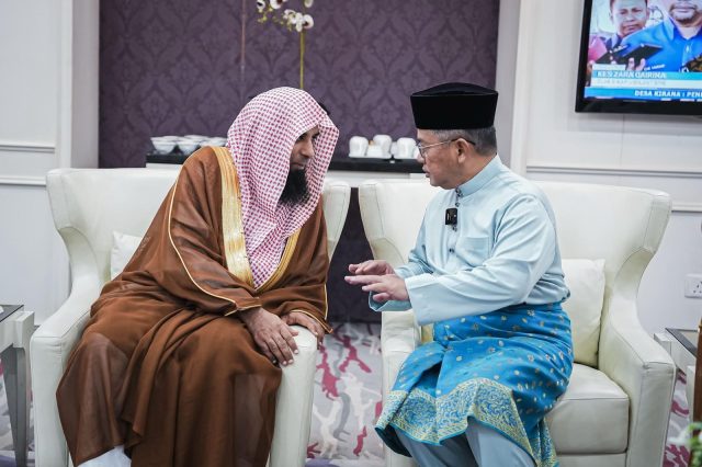 e570a70b-3d19-40ae-bb71-8e9b0c6db692