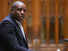 وزير الخارجية البريطاني يؤكد أن المجاعة التي يشهدها قطاع غزة هي “من صنع الإنسان”