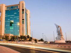 أمانة جدة تتعقب البيع العشوائي وتصادر 4.5 طن من الخضروات والفواكه بالعزيزية