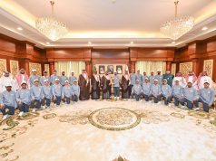 الأمير محمد بن عبدالعزيز يستقبل منتخب جامعة جازان