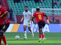 كدمة في الضلوع تبعد مهند لاشين مؤقتا عن تدريبات منتخب مصر