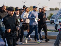 محافظ الأحساء يتقدّم المتسابقين في ماراثون “الحسا تركض 2026” ويتوّج الفائزين