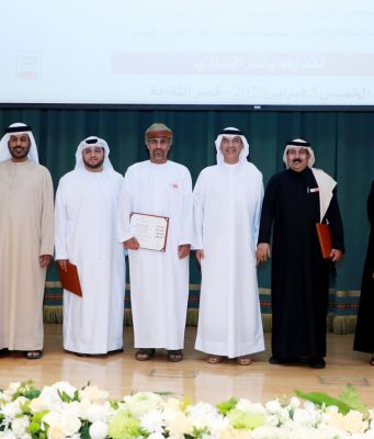 قصائد تحلق في سماء الإبداع “بالشارقة للشعر النبطي “