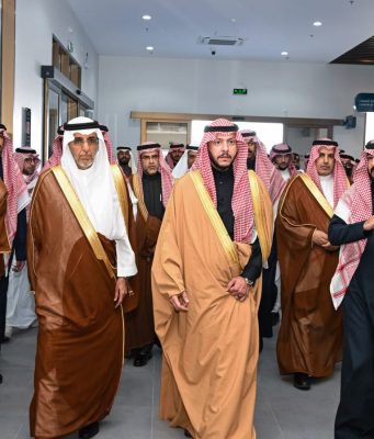 محافظ الطائف يُدشن مركز الفحص الفني الدوري للسيارات