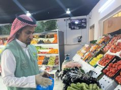 بيئة رابغ تواصل أعمالها في جمع عينات من الأسواق لمتبقيات المبيدات وإرسالها للمختبر 