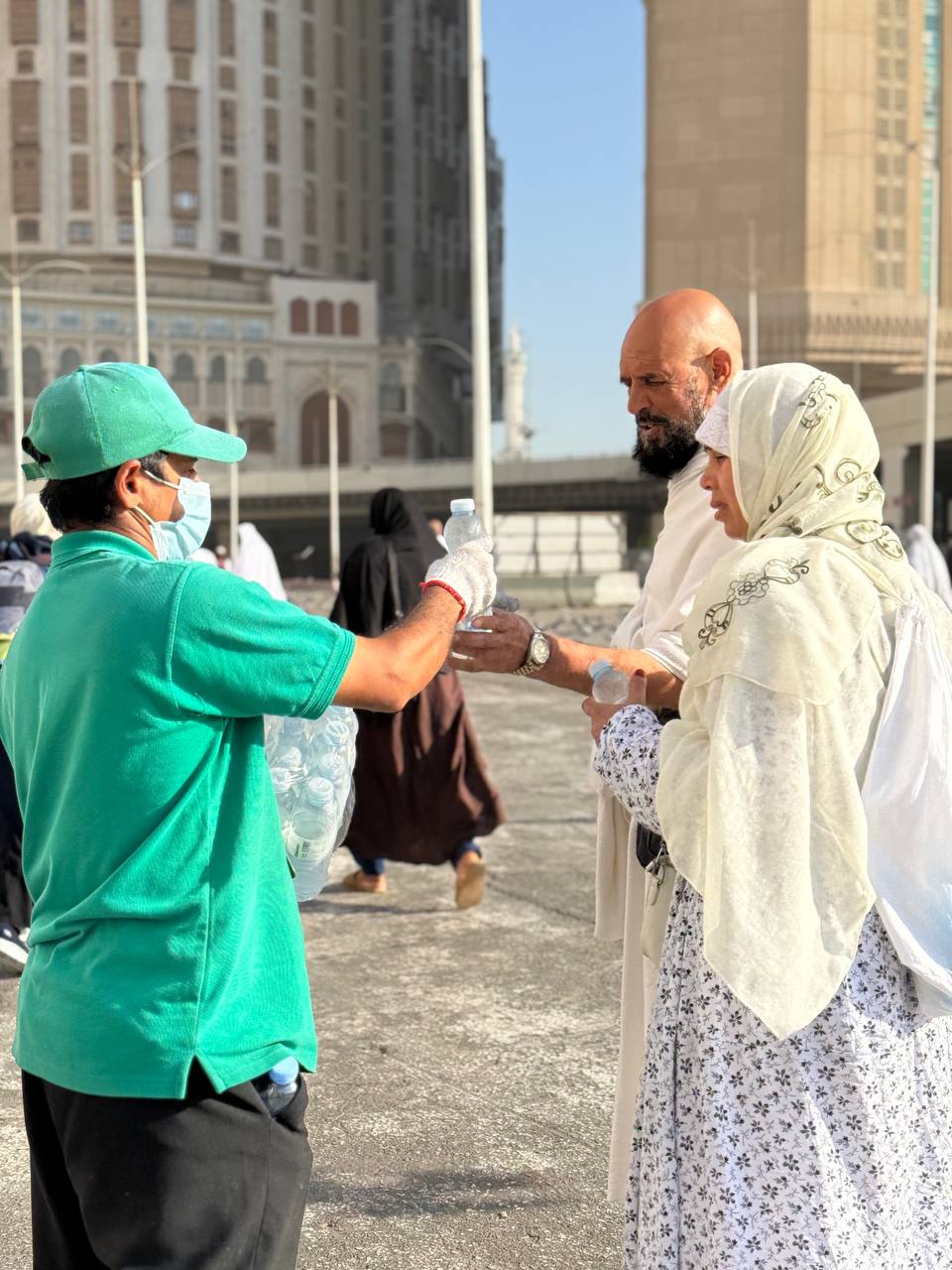 “سقيا الماء” بمنطقة مكة المكرمة تطلق خطتها الرمضانية: توزيع 2.5 مليون عبوة