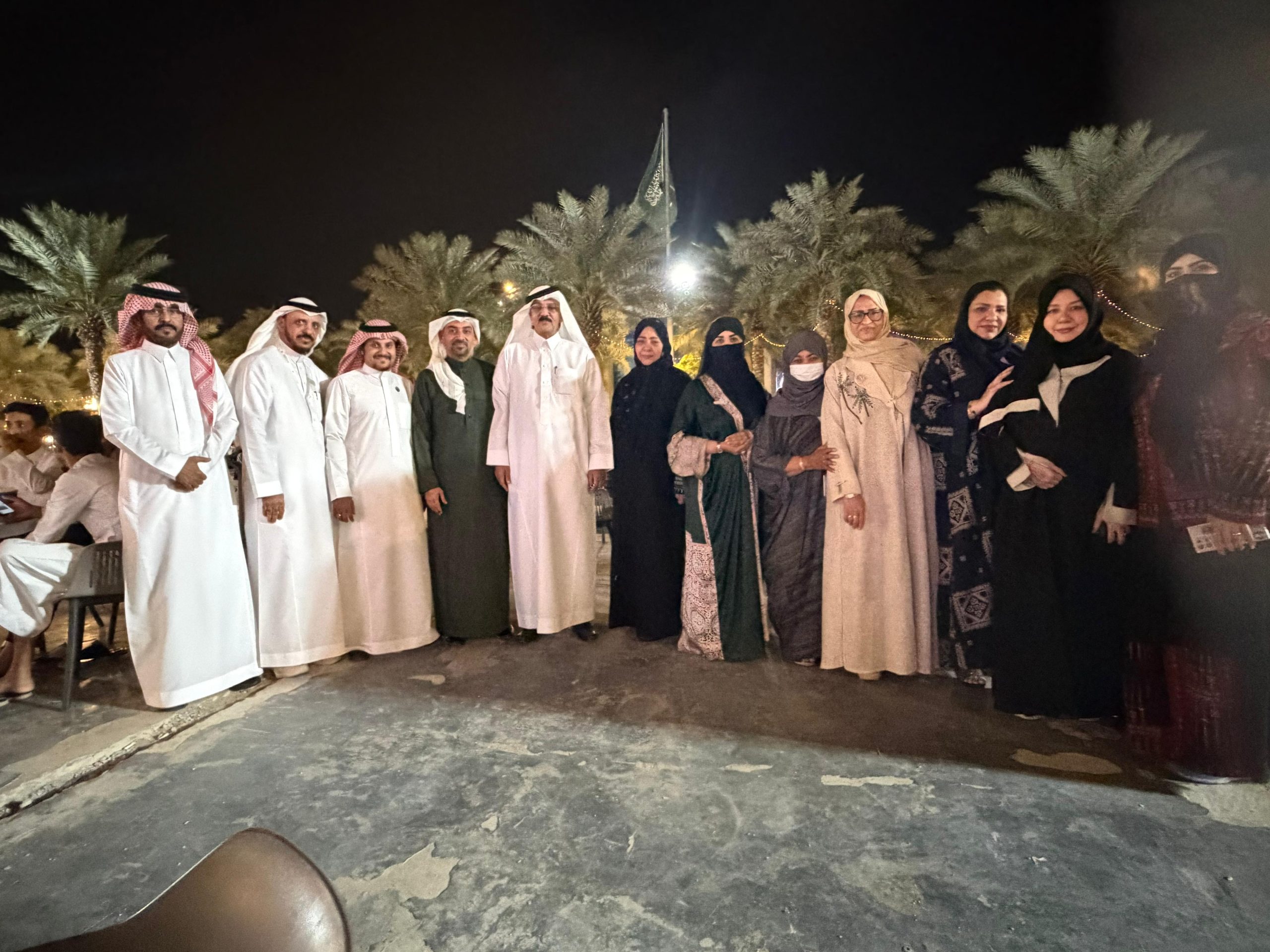 أمانة العاصمة المقدسة تركّب أعلى سارية للعلم السعودي بمكة المكرمة بارتفاع يتجاوز 80 مترًا احتفاءً بيوم العلم