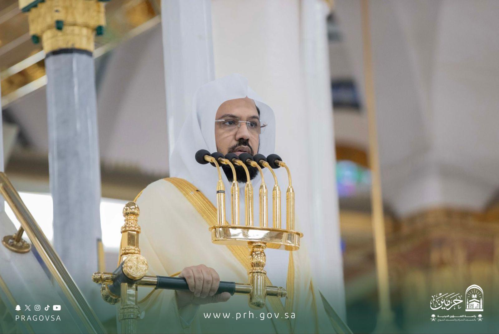 الحذيفي يؤم المصلين لصلاة الجمعة بالمسجد النبوي الشريف 