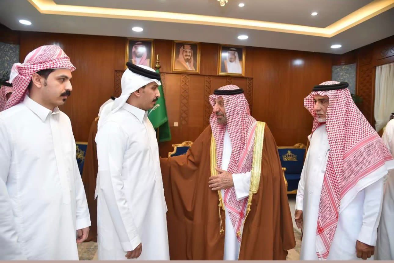 أمير منطقه نجران يقدم واجب العزاء لأسره ابو ساق