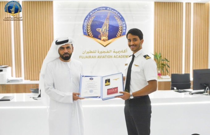كابتن جازان يحلّق عالميًا… مازن محرم بكري أول سعودي يقود طائرات فلاي دبي