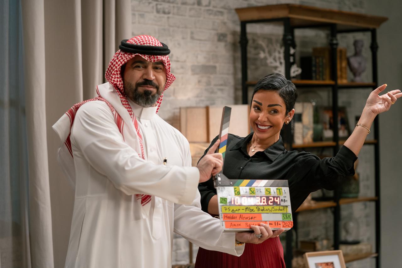 “وائل يوسف يكشف أسرار نجاحه: جرأة الفنان السعودي في مواجهة قيود المجتمع”