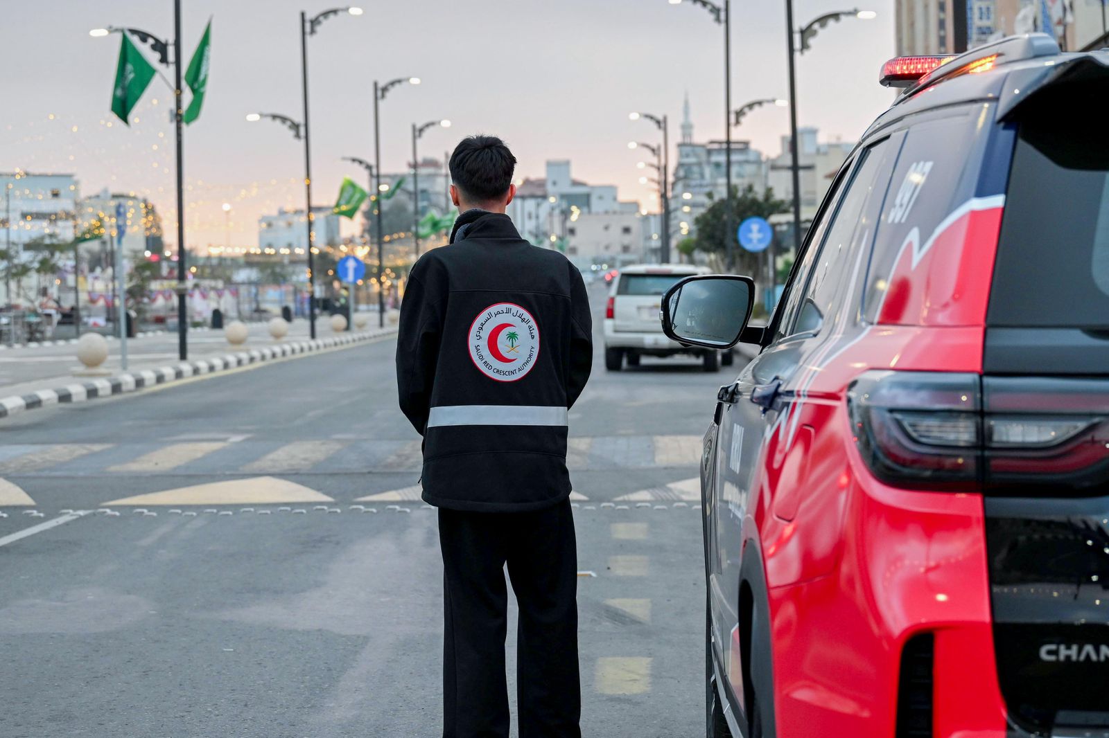 الهلال الأحمر السعودي بالباحة يرفع جاهزيته ويستعد بكامل طاقته لمواجهة التقلبات الجوية