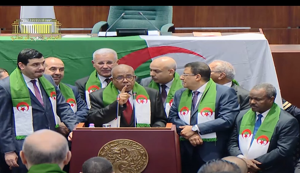 المصادقة على نص قانون تجريم الاستعمار الفرنسي في الجزائر