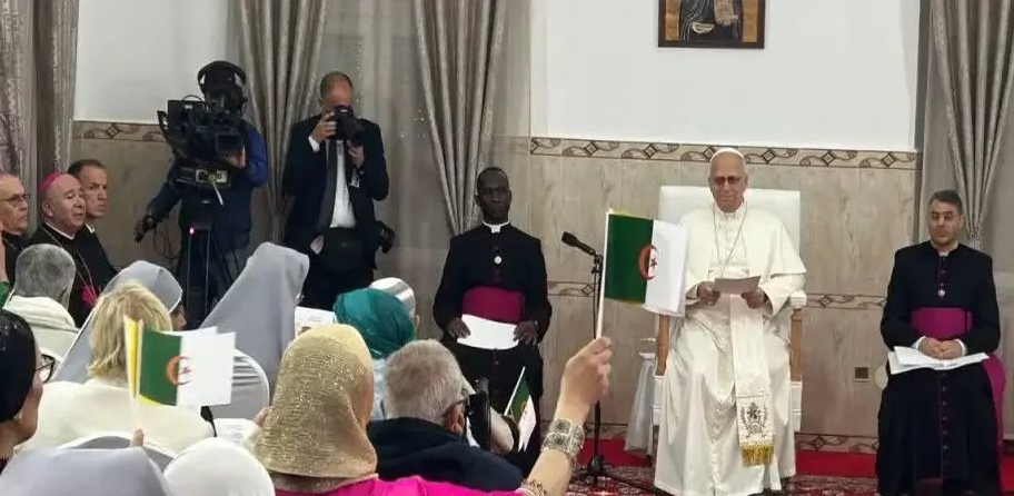 بابا الفاتيكان يثمن المبادرات الإنسانية التي تعكس معنى التعايش في الجزائر