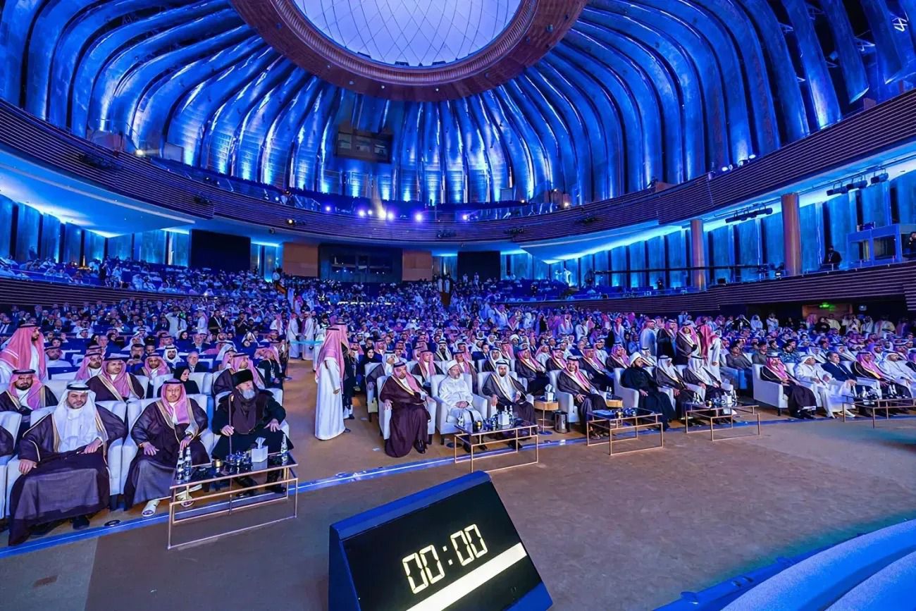 بمشاركة الهيئة السعودية للسياحة 160 متحدثاً و150 جهة عارضة بحثوا تطوير رحلة المعتمر في منتدى العمرة والزيارة