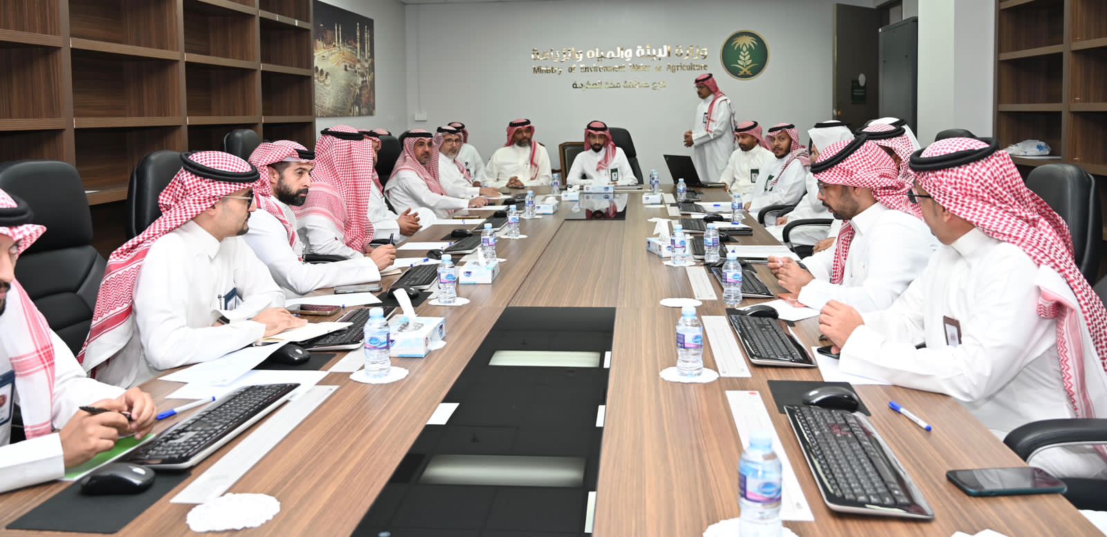 ‏بيئة مكة تعقد اجتماعًا مع منظومة الوزارة البيئية والمستثمرين استعدادًا لحج 1447هـ