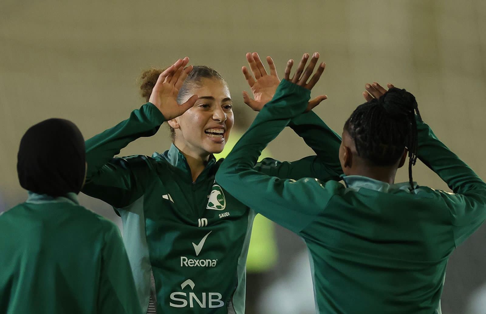 المنتخب الوطني للسيدات يدشن معسكره الإعدادي في أبها