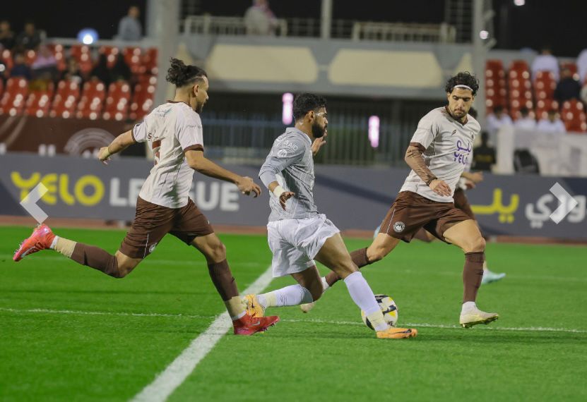 جولة منتظرة في دوري يلو.. 3 قمم بين أصحاب الصدارة