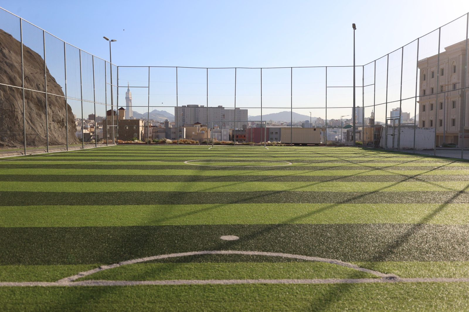 أمانة العاصمة المقدسة: ملاعب الأحياء وممرات المشاة