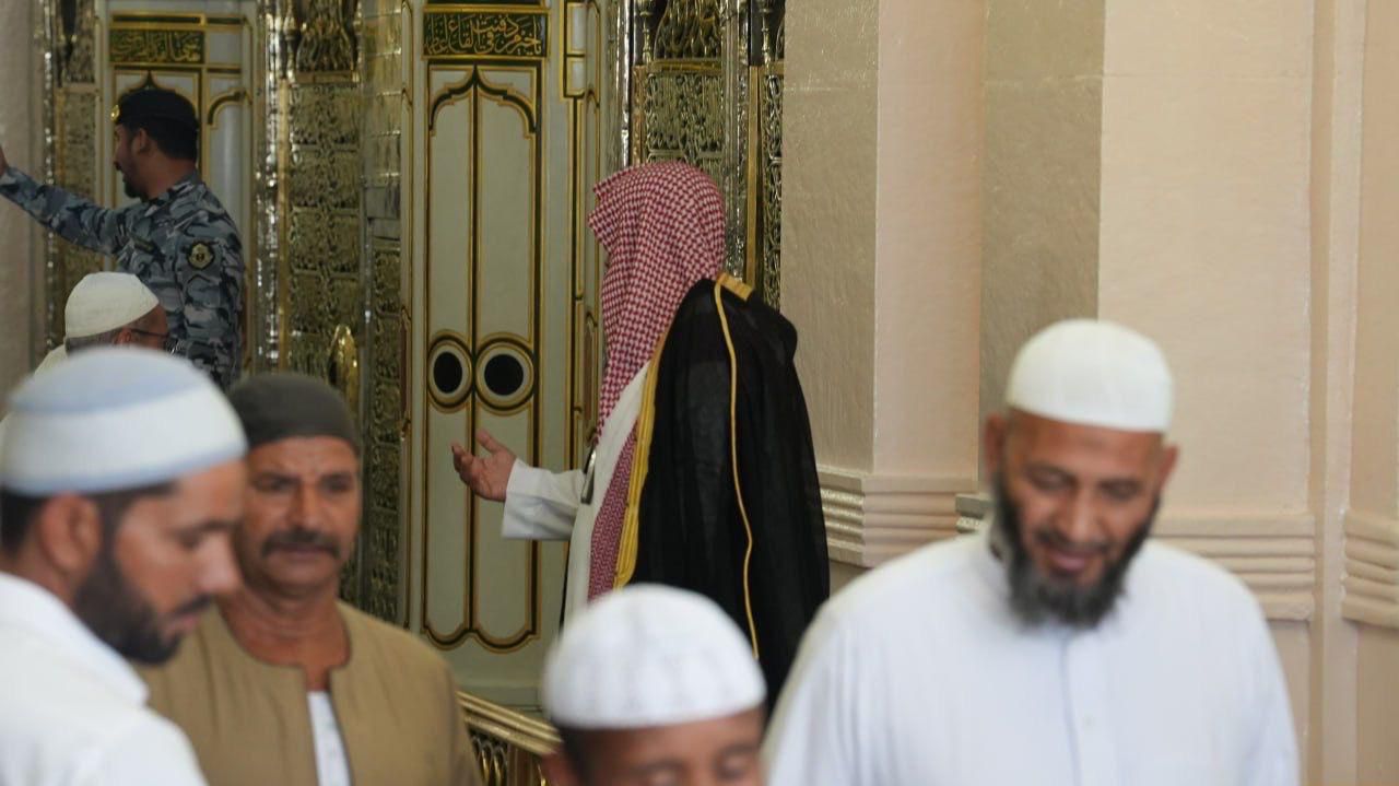 رئاسة الشؤون الدينية تعزّز جاهزيتها ليوم الجمعة بخدمات رقمية وميدانية متكاملة في الحرمين الشريفين