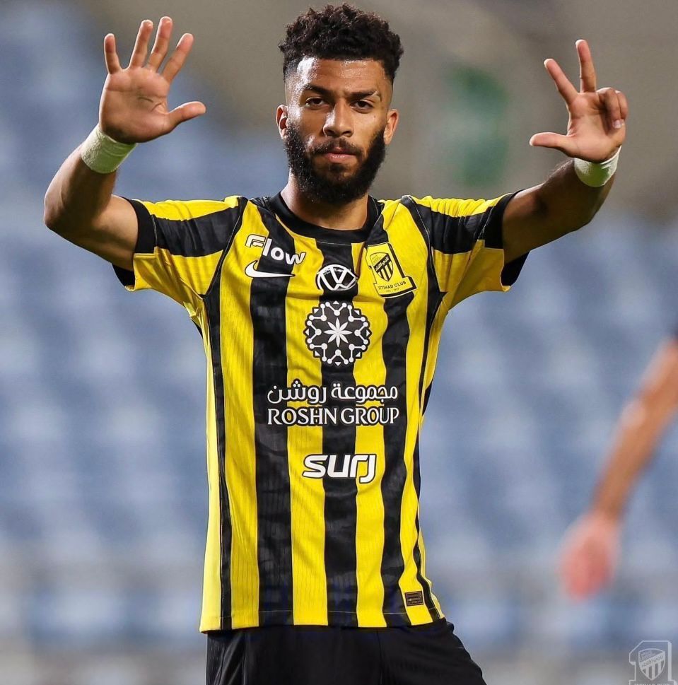 ” عبدالرحمن العبود” لاعب نادي الاتحاد يجمع  اللاعبين والجهاز الفني إلى مأدبة عشاء عقب تدريبات الفريق يوم غدٍ السبت 