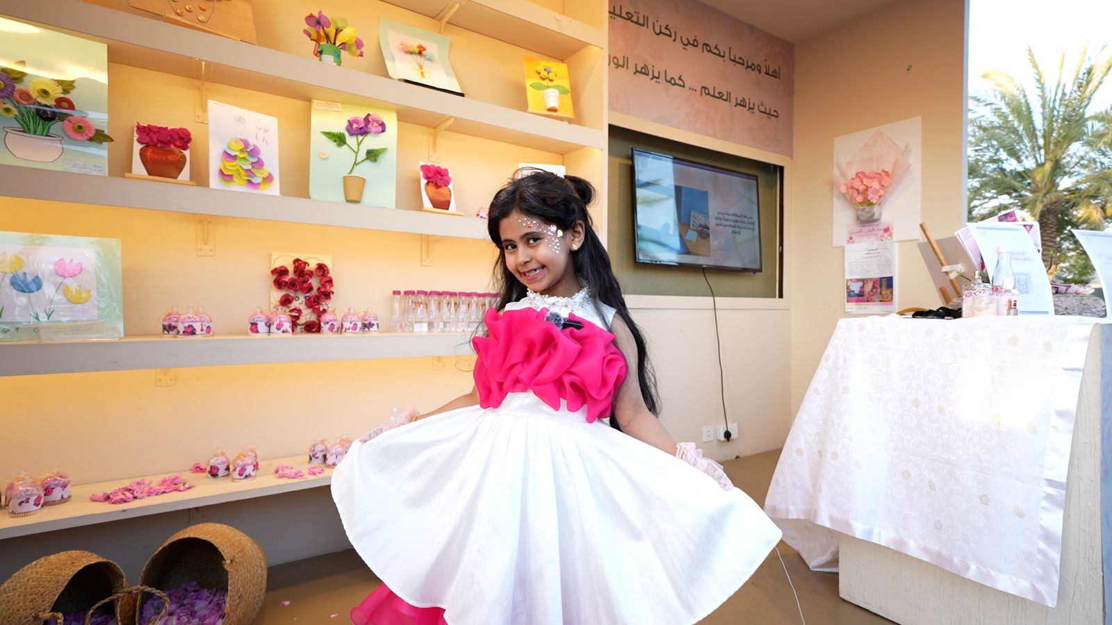 أطفال الروضات بتعليم الطائف يبدعون في ملتقى الورد والنباتات العطرية
