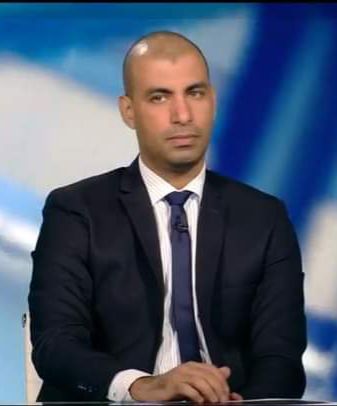 الساحرة المستديرة