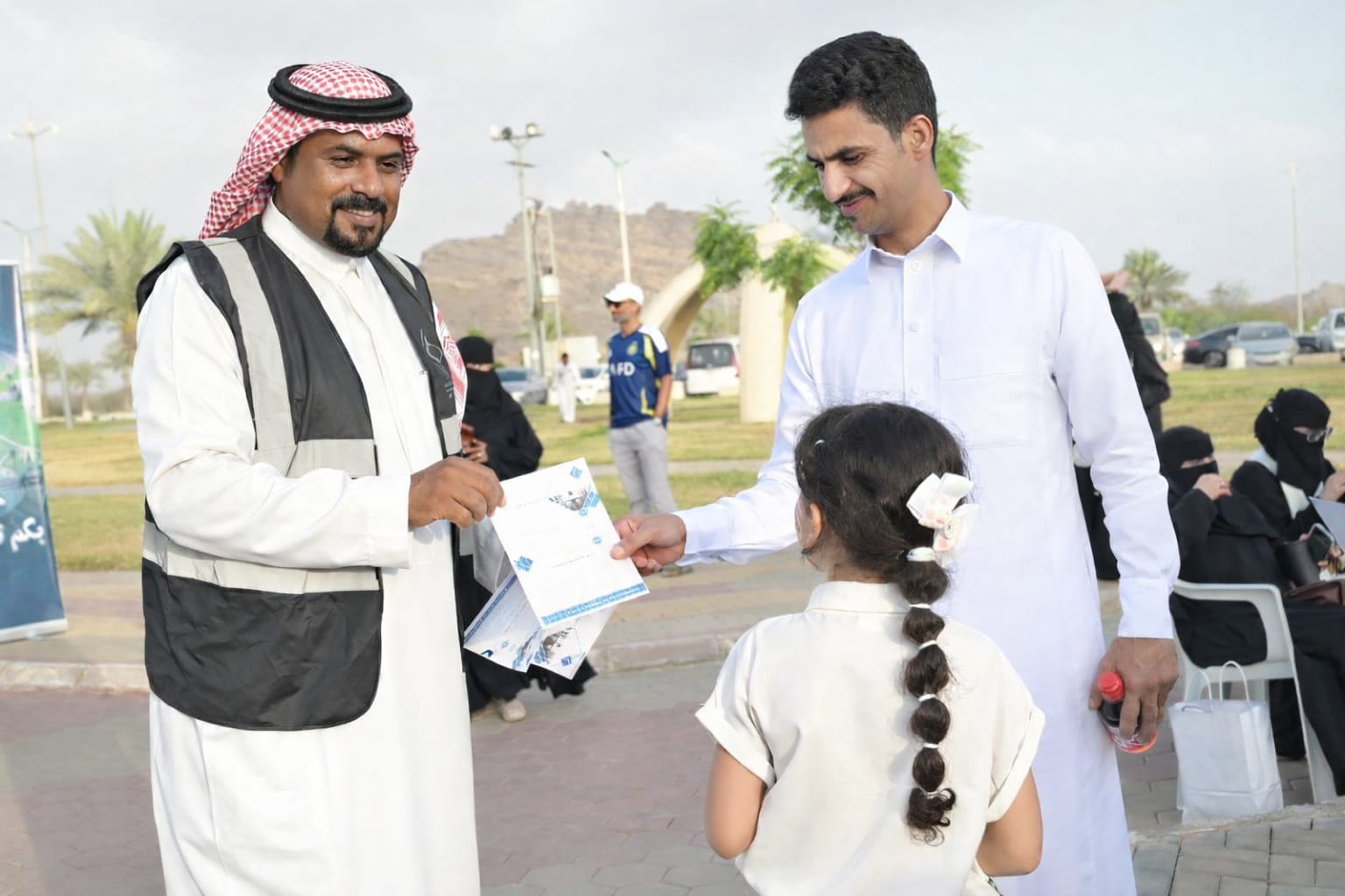 مبادرة حدائق بلدي نحو بيئة أجمل ومجتمع أكثر وعيًا