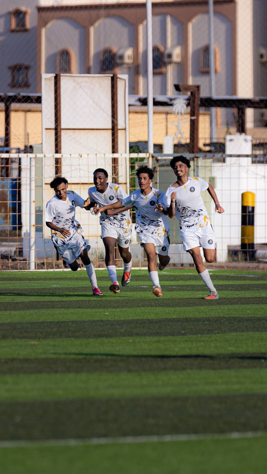 الليث الأبيض يمطر فريق النور بخماسية تاريخية