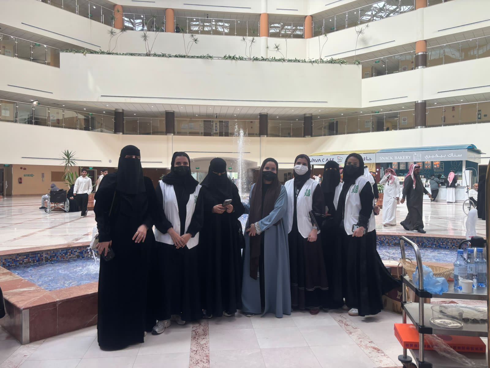 جمعية وقار تنفذ مبادرة “معًا نؤنسهم” لزيارة المرضى كبار السن