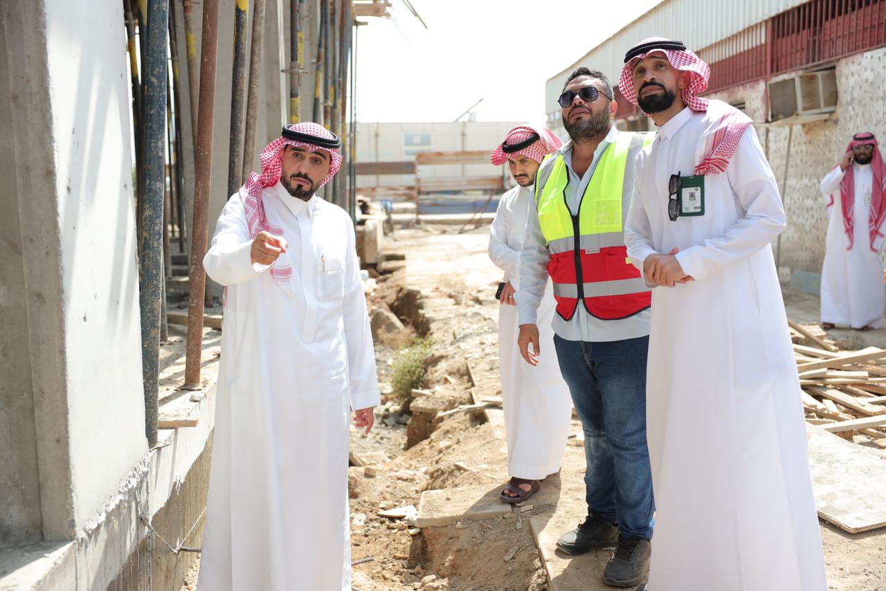 ‏مدير عام “بيئة مكة” يقود جولات ميدانية لتعزيز التنمية ورفع كفاءة الخدمات بالمحافظات