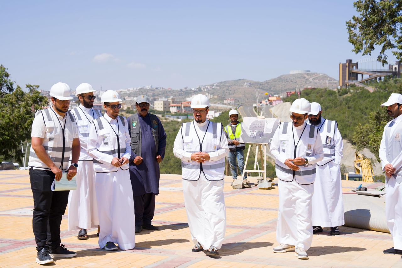أمين الباحة يتفقد مشاريع تطويرية في منتزه رغدان استعداداً لموسم الصيف