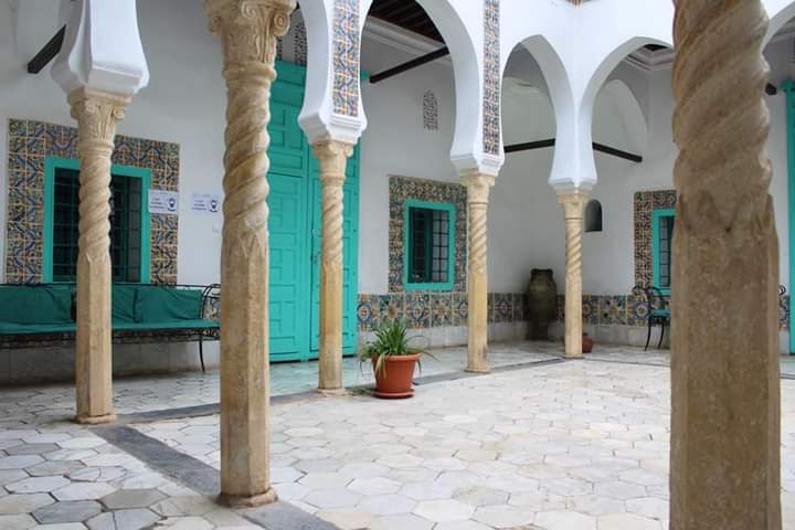بين جدران الذاكرة… دار عبد اللطيف حيث يسكن الفن والتاريخ
