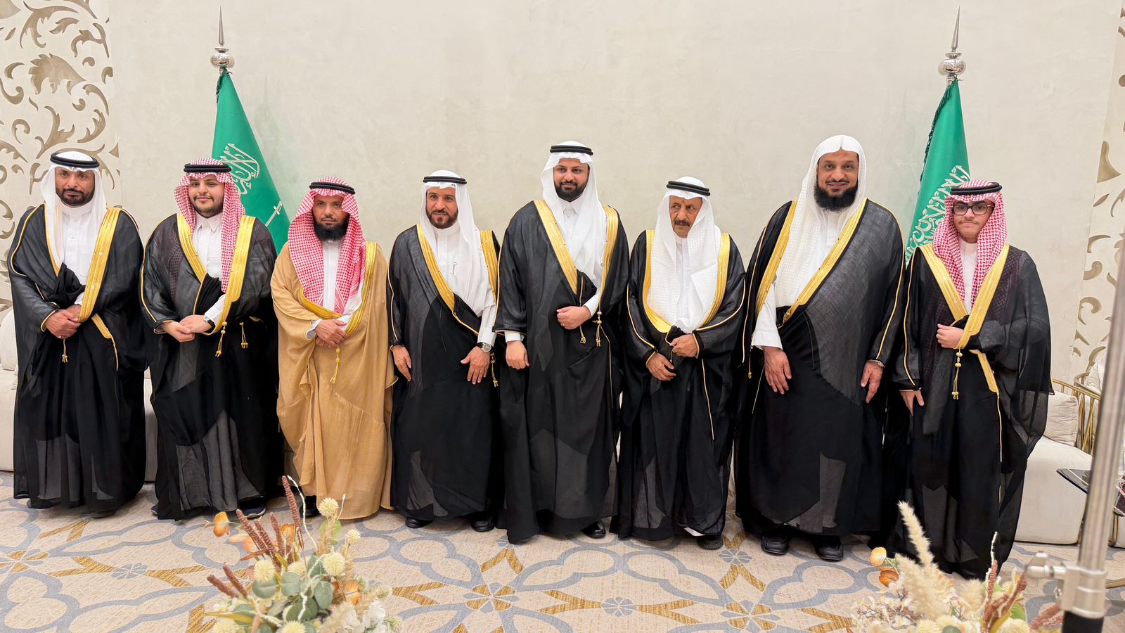 المهندس عبدالله الغملاس يحتفل بزفاف نجله “عبدالرحمن” على كريمة الدكتور عبدالله المعجل