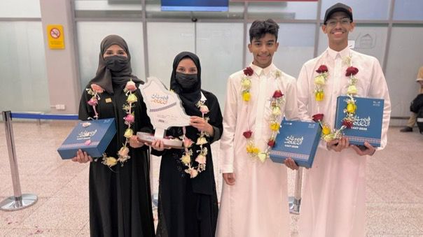 إستقبال حافل بالورود ” لفرسان الطائف ” في المطار
