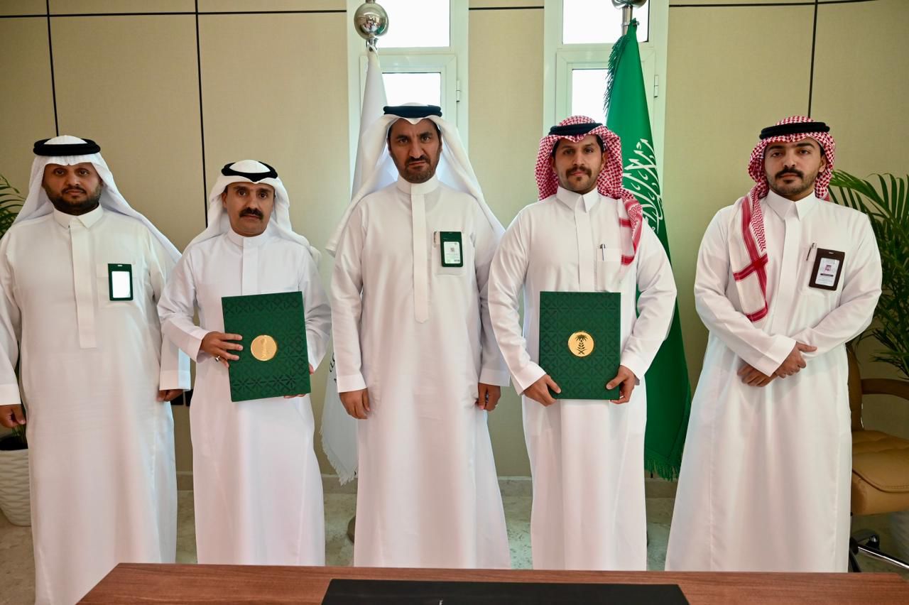 فرع وزارة البيئة والمياه والزراعة بمنطقة الباحة يوقّع عقد تأجير موقع لإقامة فعاليات موسمية بمنتزه بلجرشي الوطني