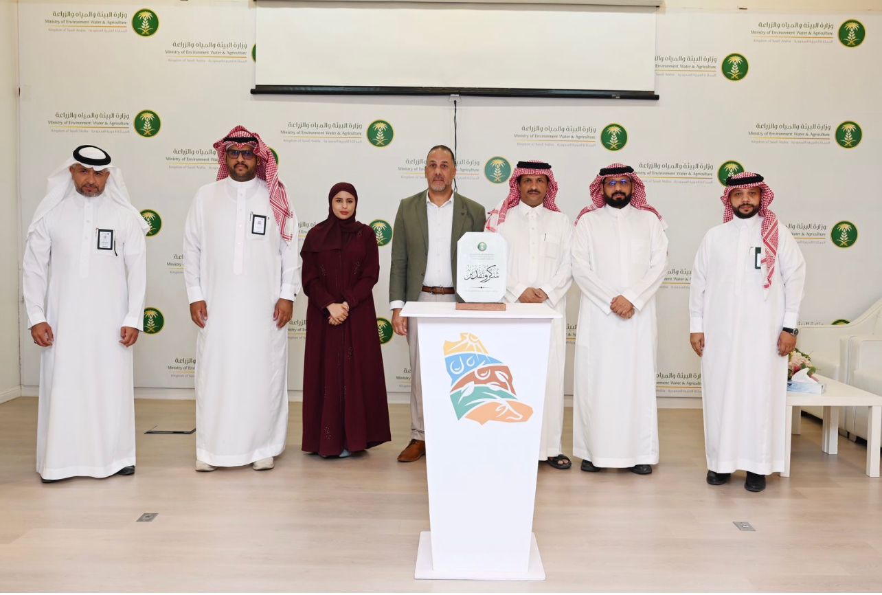 بيئة الشرقية تكرم شركاء النجاح والمشاركين والداعمين   في إنجاح أسبوع البيئة