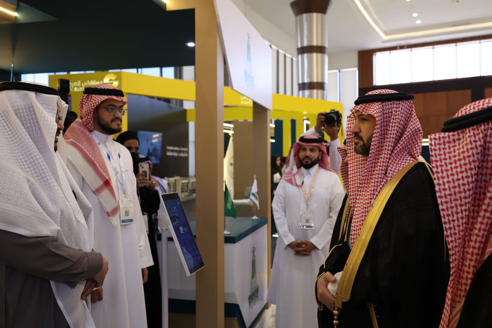 جامعة الملك عبدالعزيز تختتم مشاركتها في منتدى الصحة والأمن بالحج باستعراض ابتكارات صحية وتقنية متقدمة