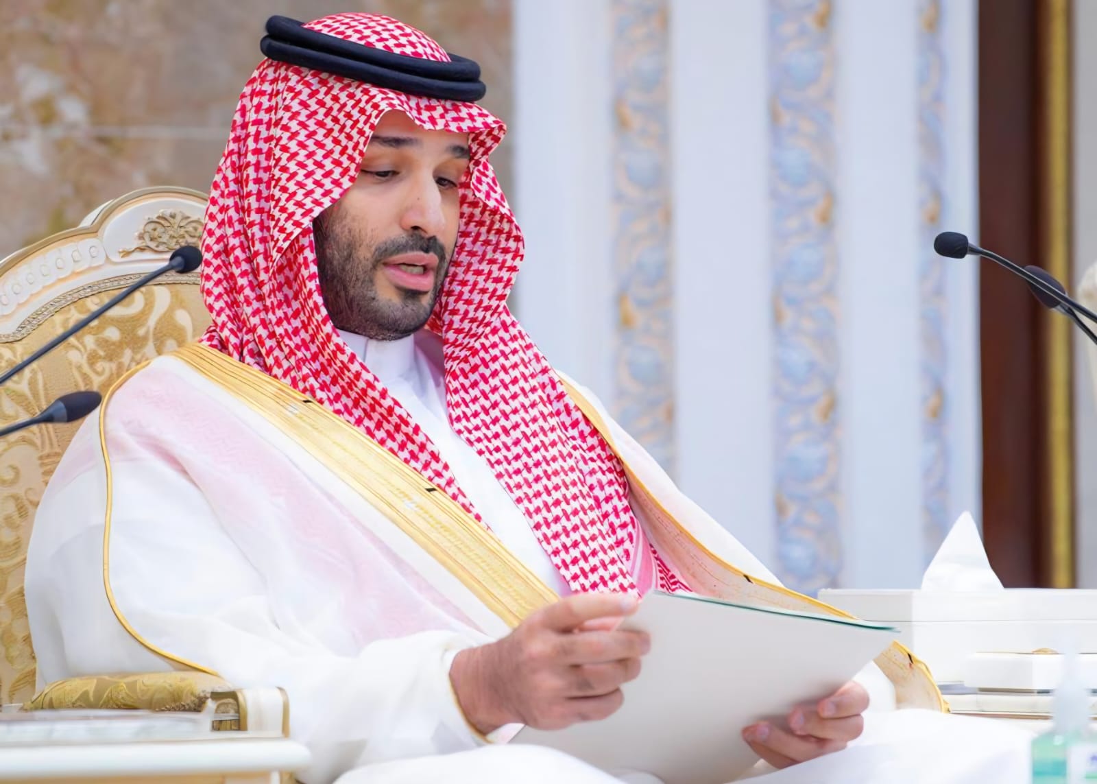 نيابةً عن خادم الحرمين الشريفين.. سمو ولي العهد يستقبل المهنئين بعيد الأضحى المبارك في الديوان الملكي بقصر منى